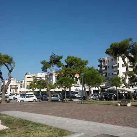 Chryssa - χρυσα