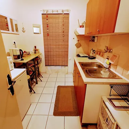 Apartment Chryssa - χρυσα *