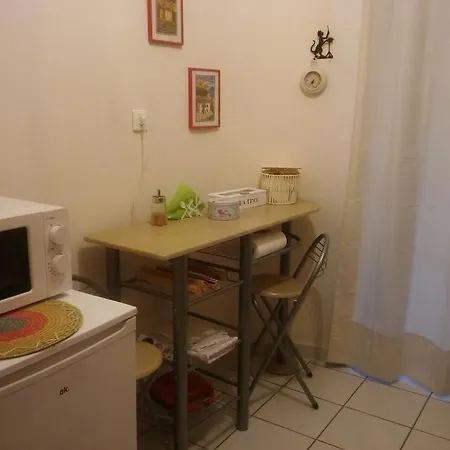 Chryssa - χρυσα