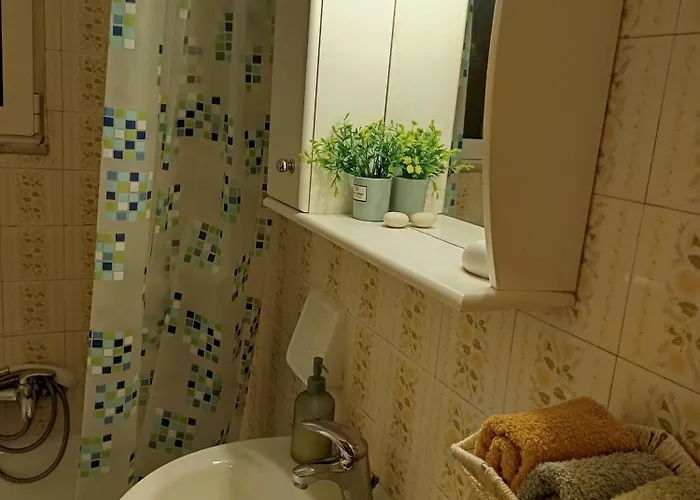 Chryssa - χρυσα